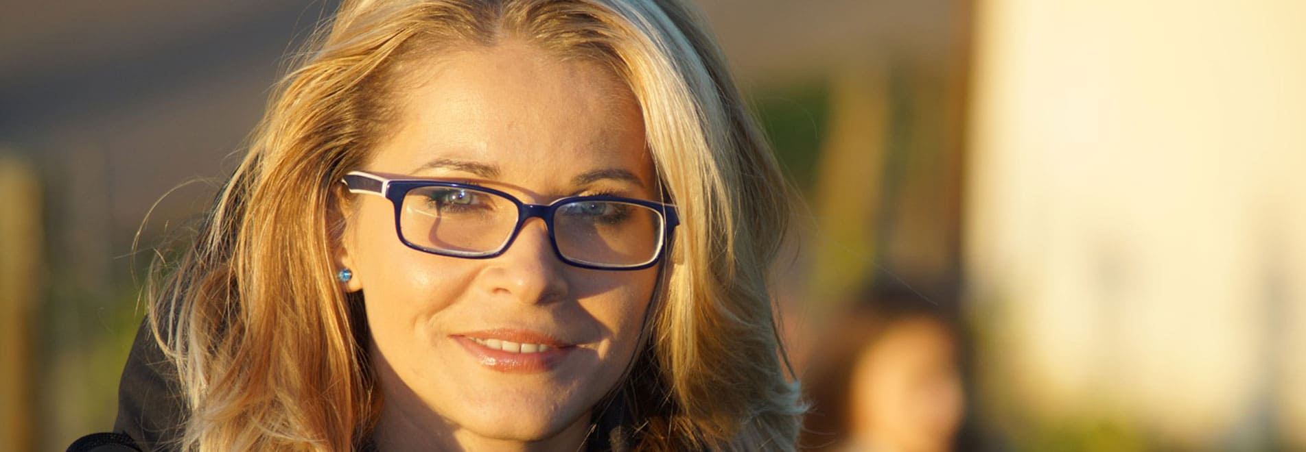 Woman wearing eyeglasses