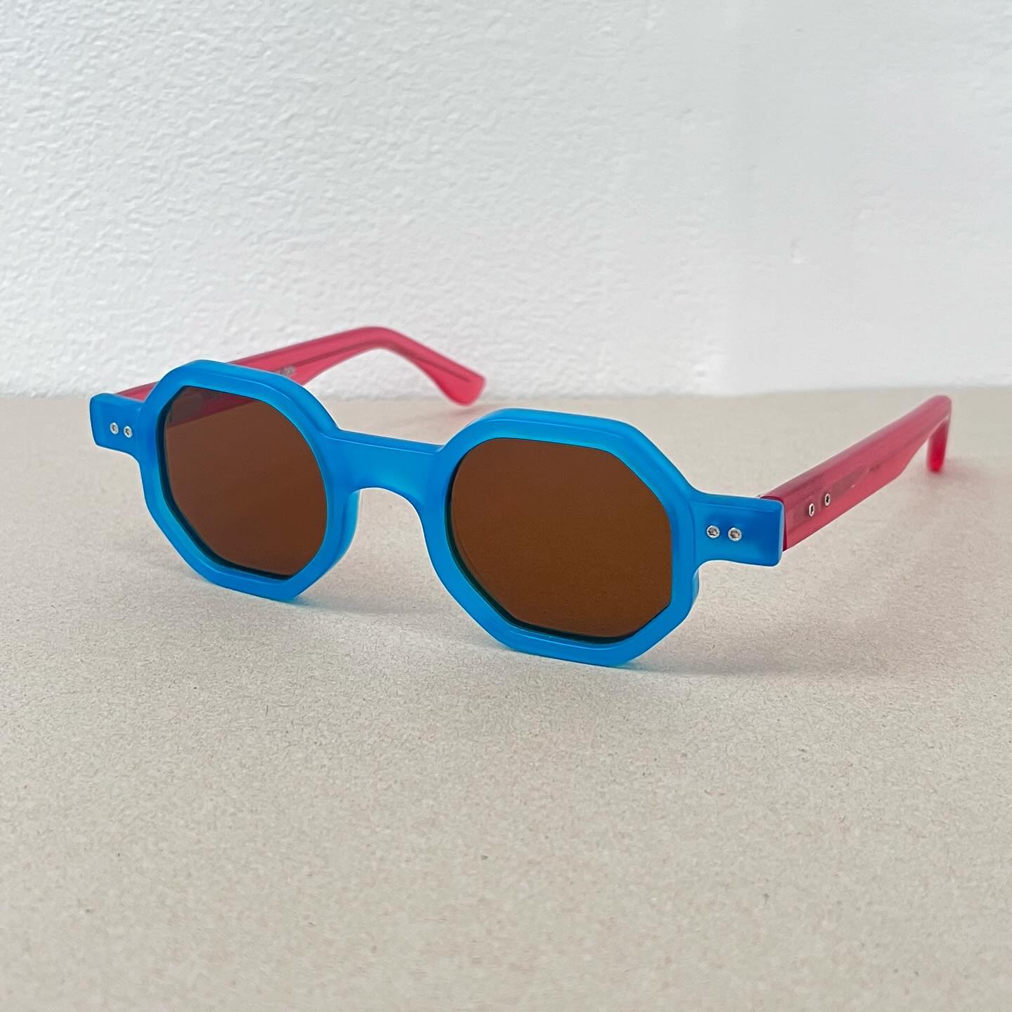 colourful frames for glasses​